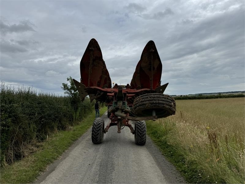 Kverneland 10 Furrow RW100 Varimat Plough **Video Below** - محراث: صورة 4 Kverneland 10 Furrow RW100 Varimat Plough **Video Below** - محراث: صورة 4