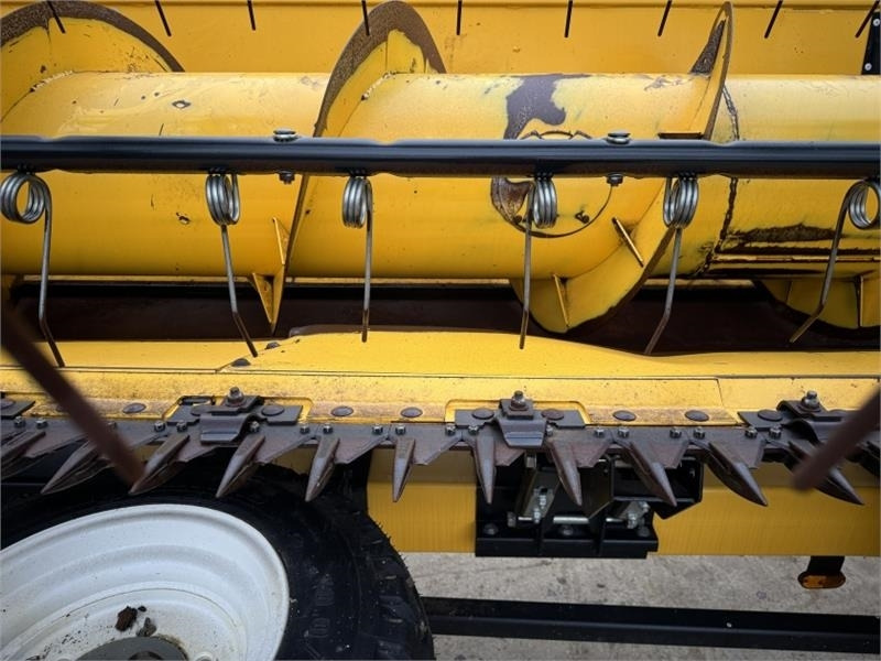 New Holland 41ft Varifeed Header New Holland 41ft Varifeed Header: صورة 8 New Holland 41ft Varifeed Header New Holland 41ft Varifeed Header: صورة 8