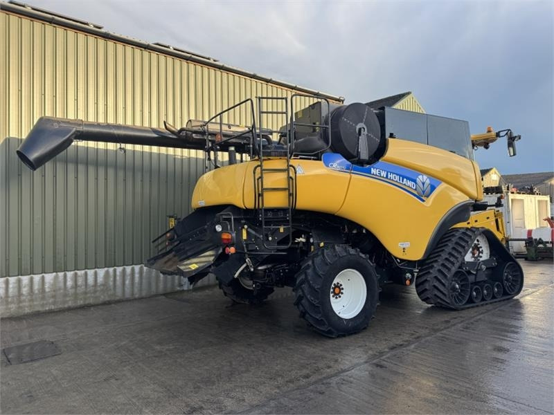 New Holland CR9070 c/w 30ft Varifeed Header - مرفق الحصادة: صورة 4 New Holland CR9070 c/w 30ft Varifeed Header - مرفق الحصادة: صورة 4