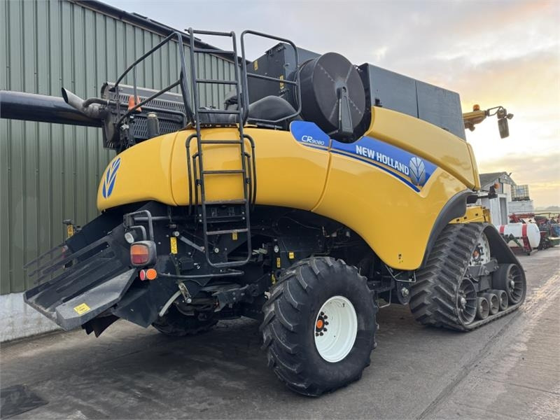 New Holland CR9080 c/w 30ft Varifeed Header - مرفق الحصادة: صورة 4 New Holland CR9080 c/w 30ft Varifeed Header - مرفق الحصادة: صورة 4