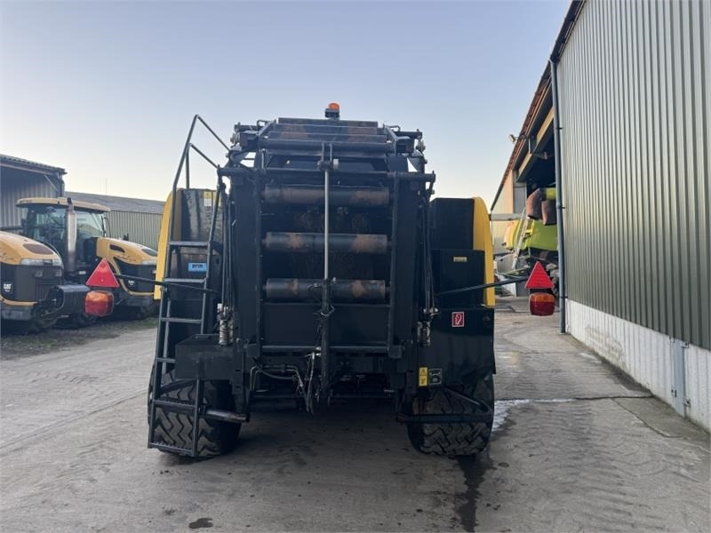 New Holland New Holland BB9060 Baler - مكبس البالات المستطيله: صورة 3 New Holland New Holland BB9060 Baler - مكبس البالات المستطيله: صورة 3
