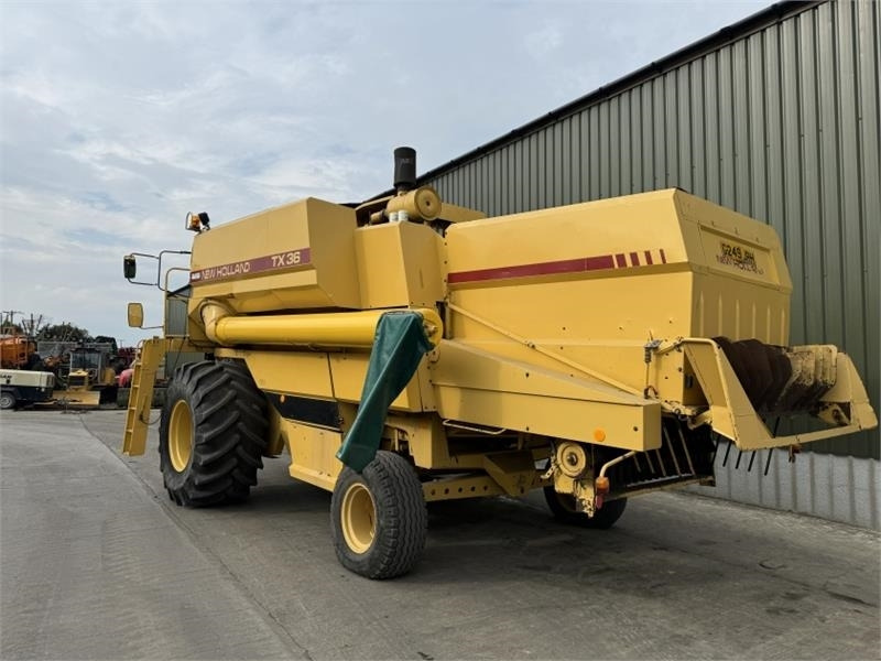 New Holland TX 36 - مرفق الحصادة: صورة 4 New Holland TX 36 - مرفق الحصادة: صورة 4