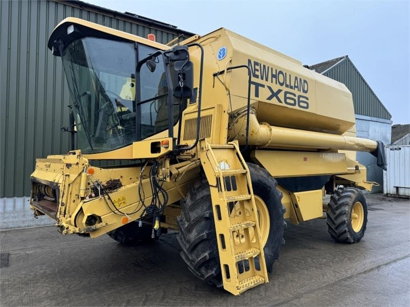 New Holland TX66 c/w 20ft Header - مرفق الحصادة: صورة 3 New Holland TX66 c/w 20ft Header - مرفق الحصادة: صورة 3