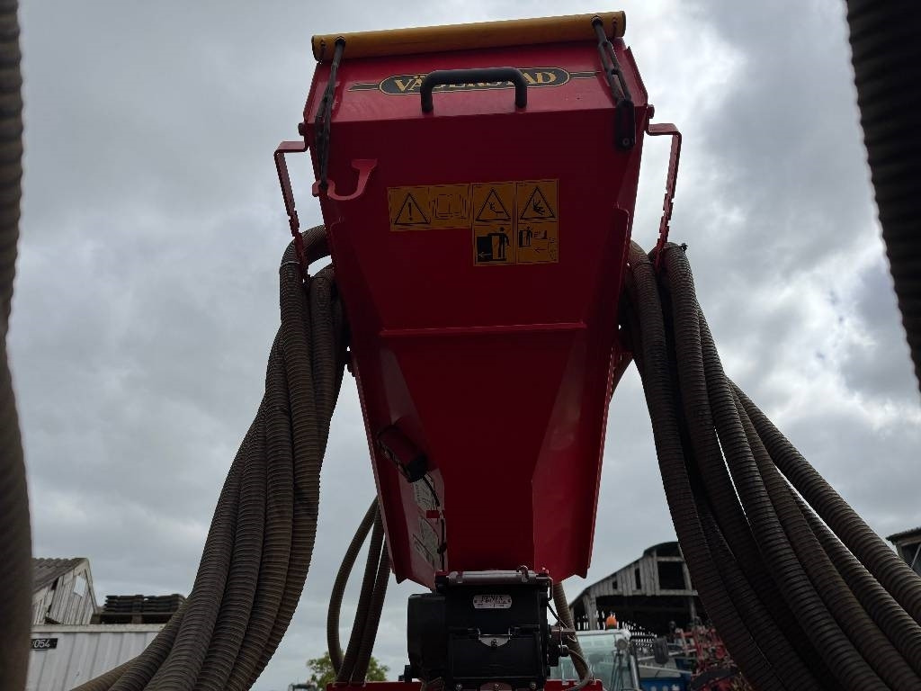 Vaderstad Bio Drill 360 - آلة البذر: صورة 3 Vaderstad Bio Drill 360 - آلة البذر: صورة 3