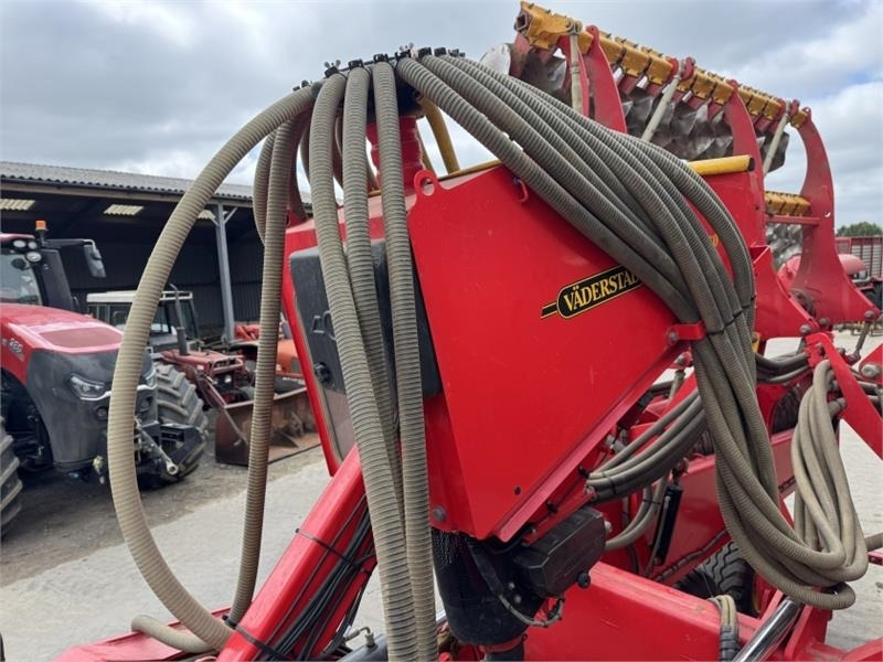 Vaderstad Bio Drill 360 - آلة البذار متعددة الوظائف: صورة 4 Vaderstad Bio Drill 360 - آلة البذار متعددة الوظائف: صورة 4