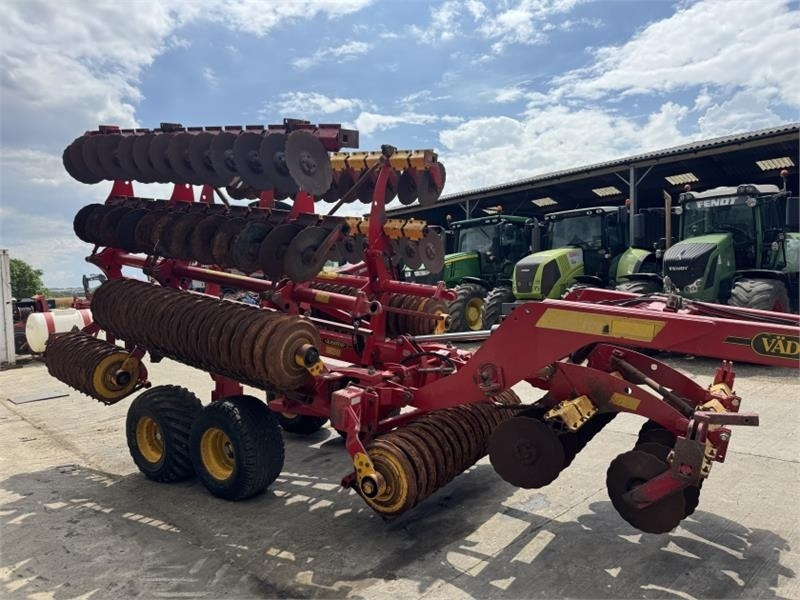 Vaderstad Carrier 820 Cultivator - محراث الدوار: صورة 4 Vaderstad Carrier 820 Cultivator - محراث الدوار: صورة 4