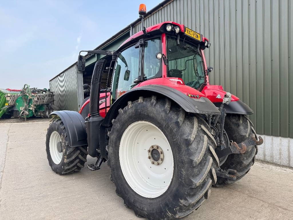 Valtra T194 Versu - جرار: صورة 2 Valtra T194 Versu - جرار: صورة 2