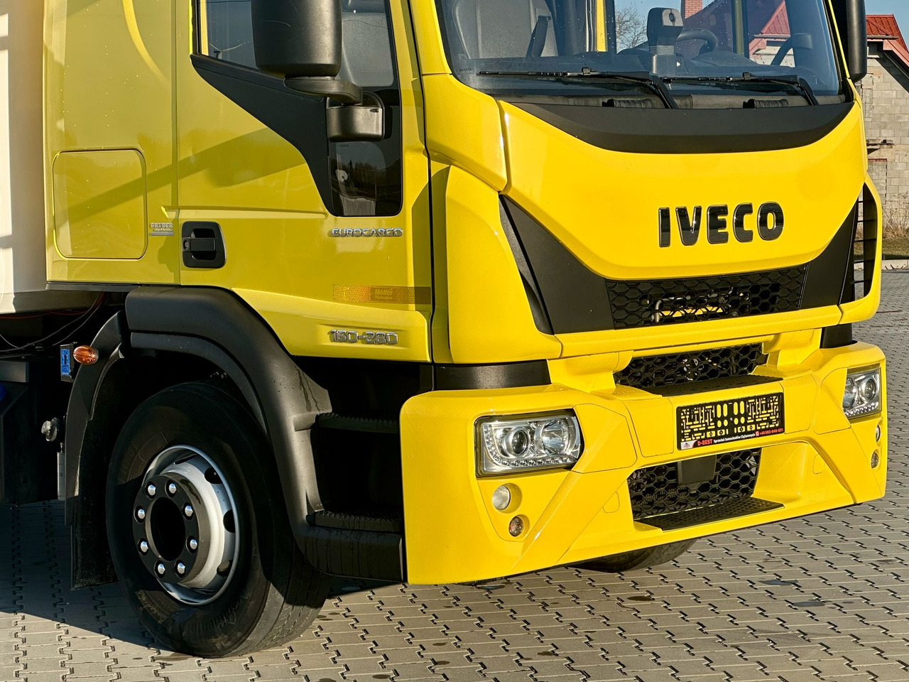 شاحنة الفريزر IVECO EUROCARGO 160-280 / CHŁODNIA / 6.1 M DŁUGOŚCI / 15 EUROPALET / AUTOMAT / SYPIALKA / NISKI PRZEBIEG / 16 TON DMC / CARRIER SPALINOWO - ELEKTRYCZNY / 2018 ROK: صورة 10