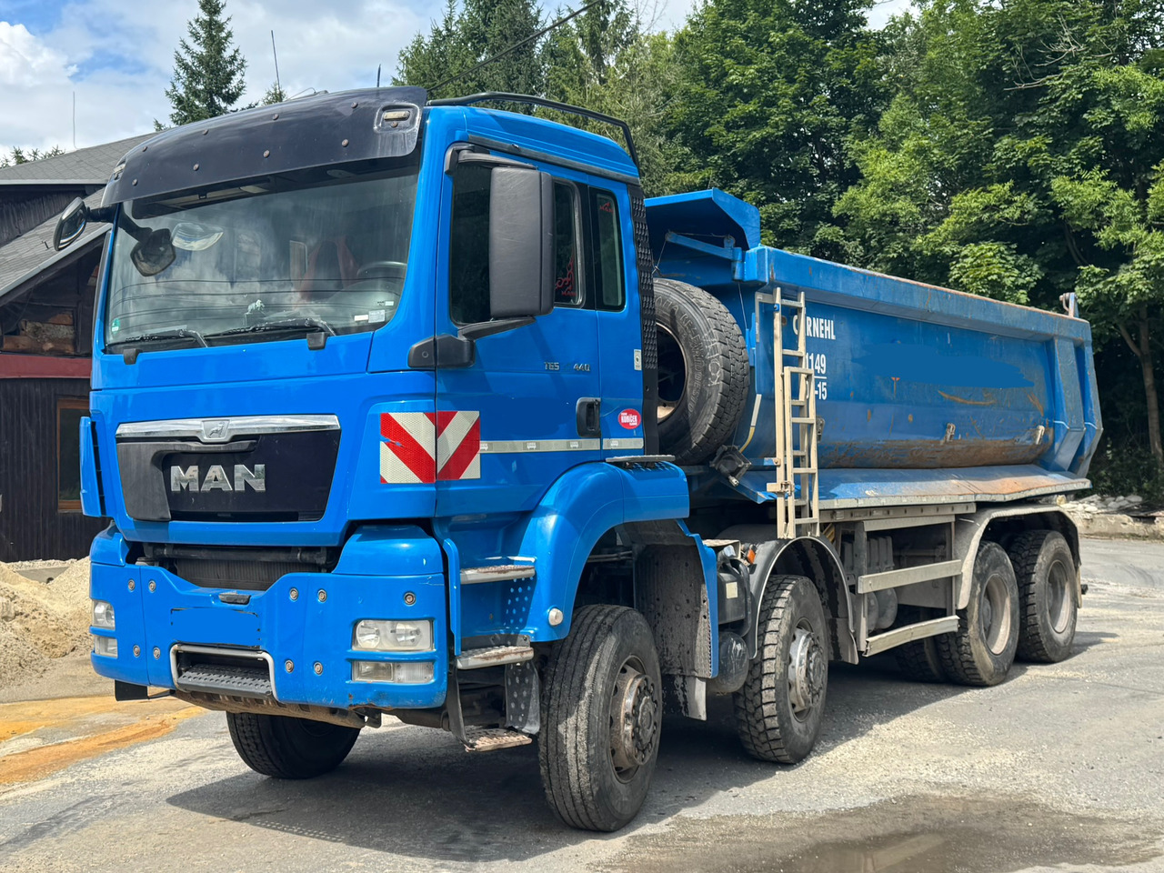 MAN TGS 35.440 / WYWROTKA / 8X8 / TYLNOZSYPOWA / 220 TYS KM / 2015 / E5 - شاحنة قلاب: صورة 2 MAN TGS 35.440 / WYWROTKA / 8X8 / TYLNOZSYPOWA / 220 TYS KM / 2015 / E5 - شاحنة قلاب: صورة 2