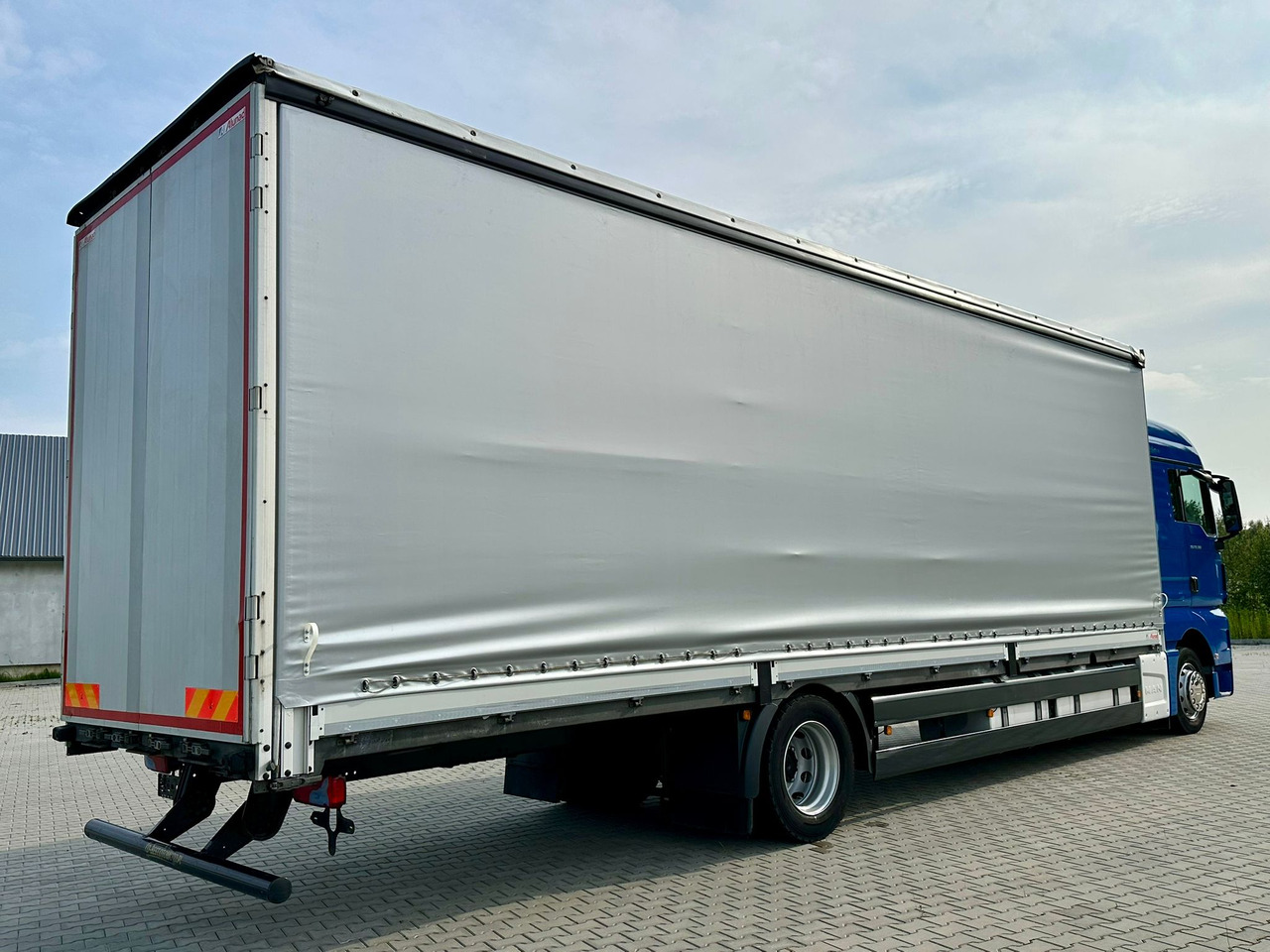 MAN TGX 18.360 / BURTO - FIRANKA / 23 PALETY / SYPIALKA / AUTOMAT / 2021 ROK / SPROWADZONY / SERWISOW - شاحنة ستارة: صورة 3 MAN TGX 18.360 / BURTO - FIRANKA / 23 PALETY / SYPIALKA / AUTOMAT / 2021 ROK / SPROWADZONY / SERWISOW - شاحنة ستارة: صورة 3