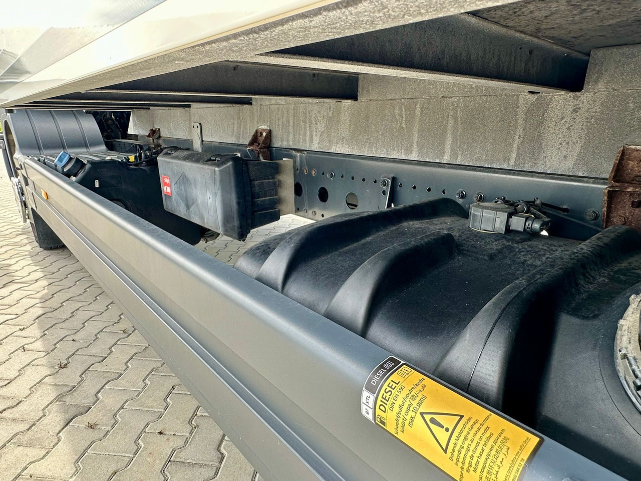 MERCEDES-BENZ ATEGO / 1221 / IZOTERMA / KONTENER / AUTOMAT / 230 TYS KM / 17 EUROPALET / 6.8 M DŁUGOŚCI / 2019 ROK MERCEDES-BENZ ATEGO / 1221 / IZOTERMA / KONTENER / AUTOMAT / 230 TYS KM / 17 EUROPALET / 6.8 M DŁUGOŚCI / 2019 ROK: صورة 18 MERCEDES-BENZ ATEGO / 1221 / IZOTERMA / KONTENER / AUTOMAT / 230 TYS KM / 17 EUROPALET / 6.8 M DŁUGOŚCI / 2019 ROK MERCEDES-BENZ ATEGO / 1221 / IZOTERMA / KONTENER / AUTOMAT / 230 TYS KM / 17 EUROPALET / 6.8 M DŁUGOŚCI / 2019 ROK: صورة 18