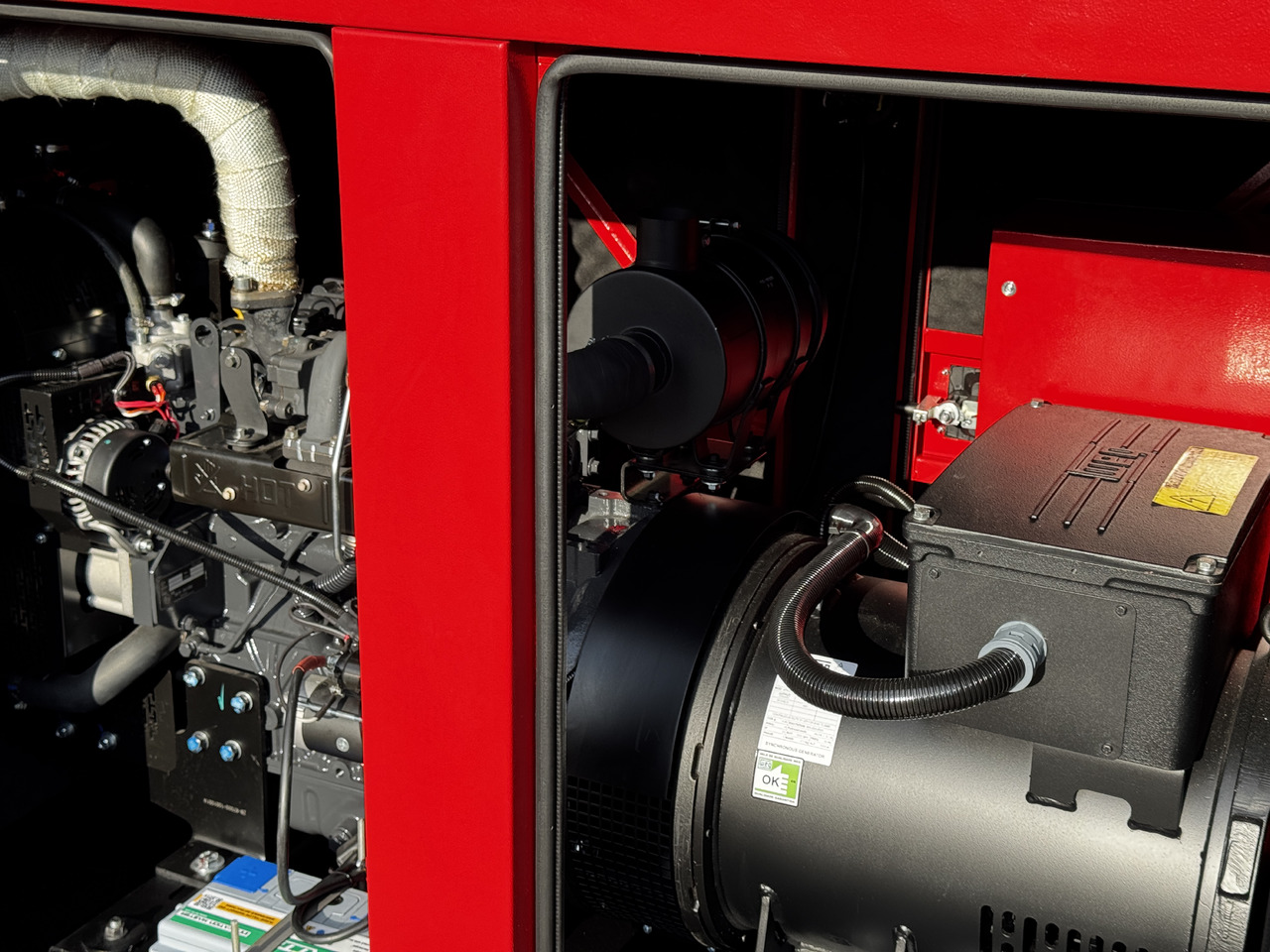 جديدة مجموعة المولدات IVECO 30 kVA / 24 kW: صورة 8 جديدة مجموعة المولدات IVECO 30 kVA / 24 kW: صورة 8