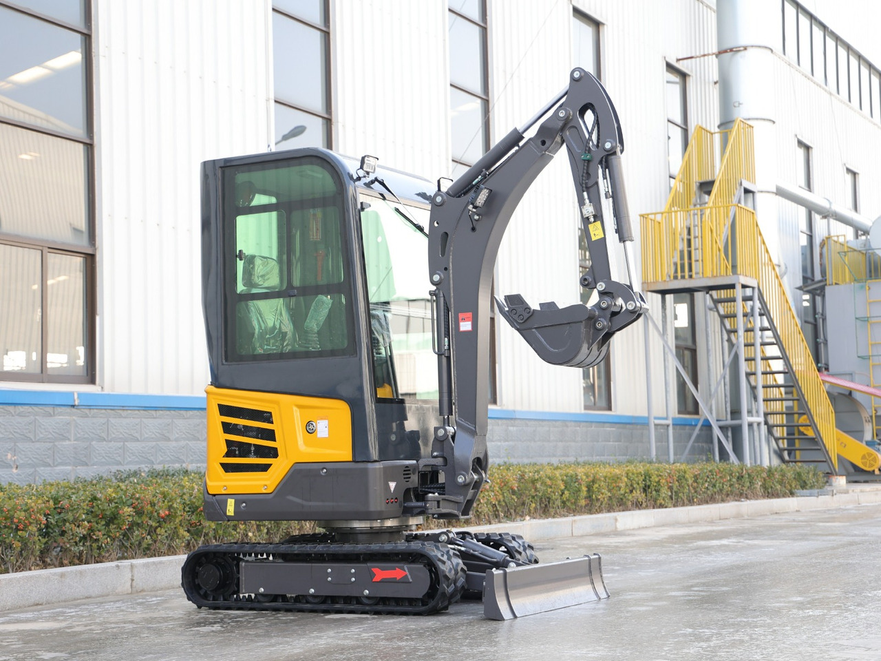 KUBOTA Diesel Mini excavator 2 Ton - Müller Machinery MB 20 - KSH - حفارة مُصَّغرة: صورة 5 KUBOTA Diesel Mini excavator 2 Ton - Müller Machinery MB 20 - KSH - حفارة مُصَّغرة: صورة 5