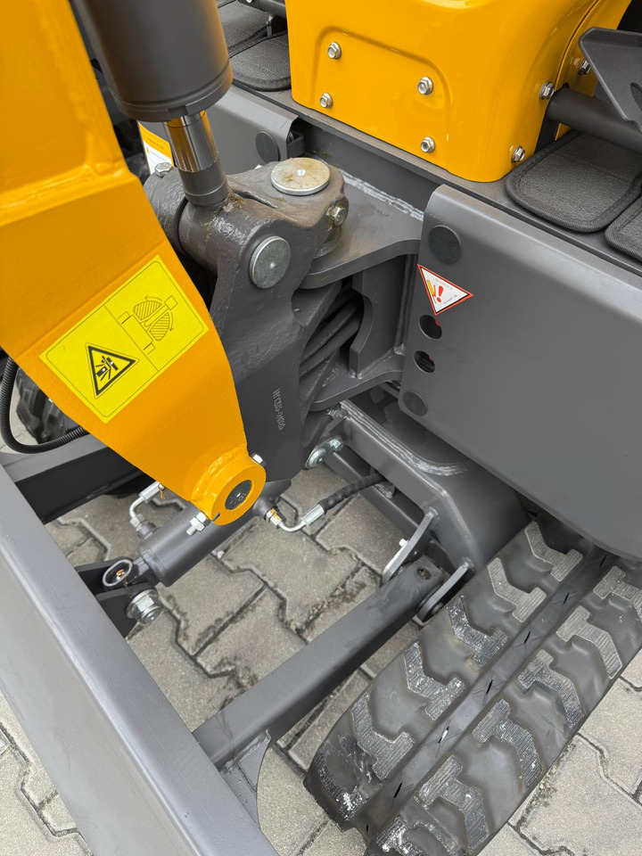 Müller Machinery Diesel Mini excavator 1.2 Tons - Müller Machinery MB 12 - SH - حفارة مُصَّغرة: صورة 4 Müller Machinery Diesel Mini excavator 1.2 Tons - Müller Machinery MB 12 - SH - حفارة مُصَّغرة: صورة 4