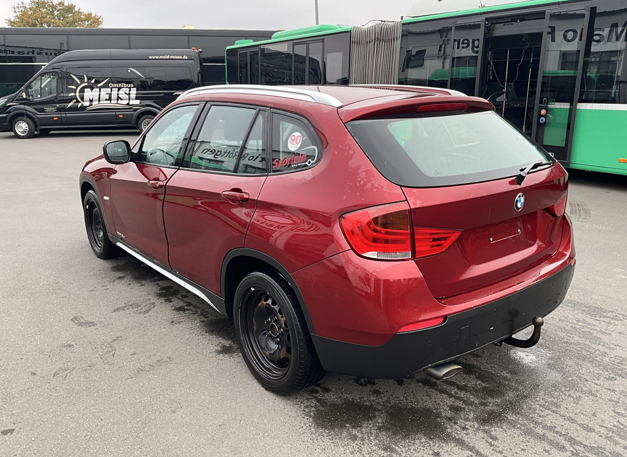 BMW X1 - سيارة دفع رباعي: صورة 3 BMW X1 - سيارة دفع رباعي: صورة 3