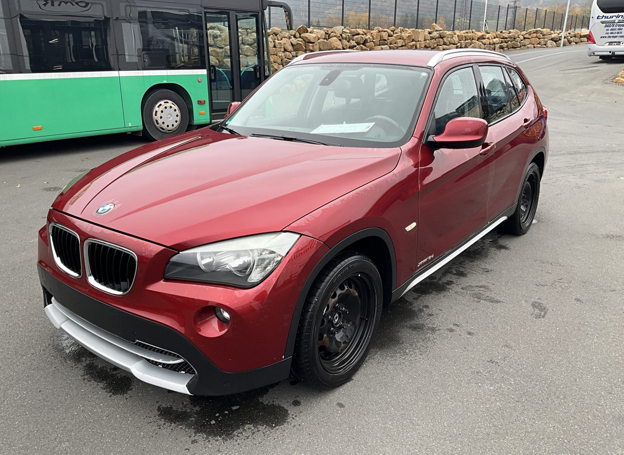 BMW X1 - سيارة دفع رباعي: صورة 2 BMW X1 - سيارة دفع رباعي: صورة 2