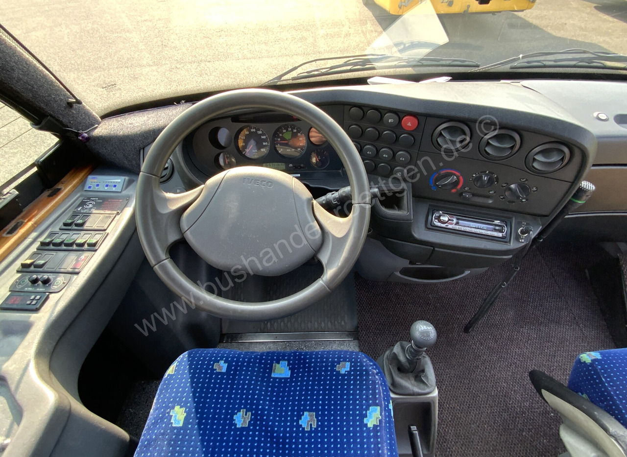 حافلة صغيرة, ميكروباص Iveco 65C17 Daily: صورة 17