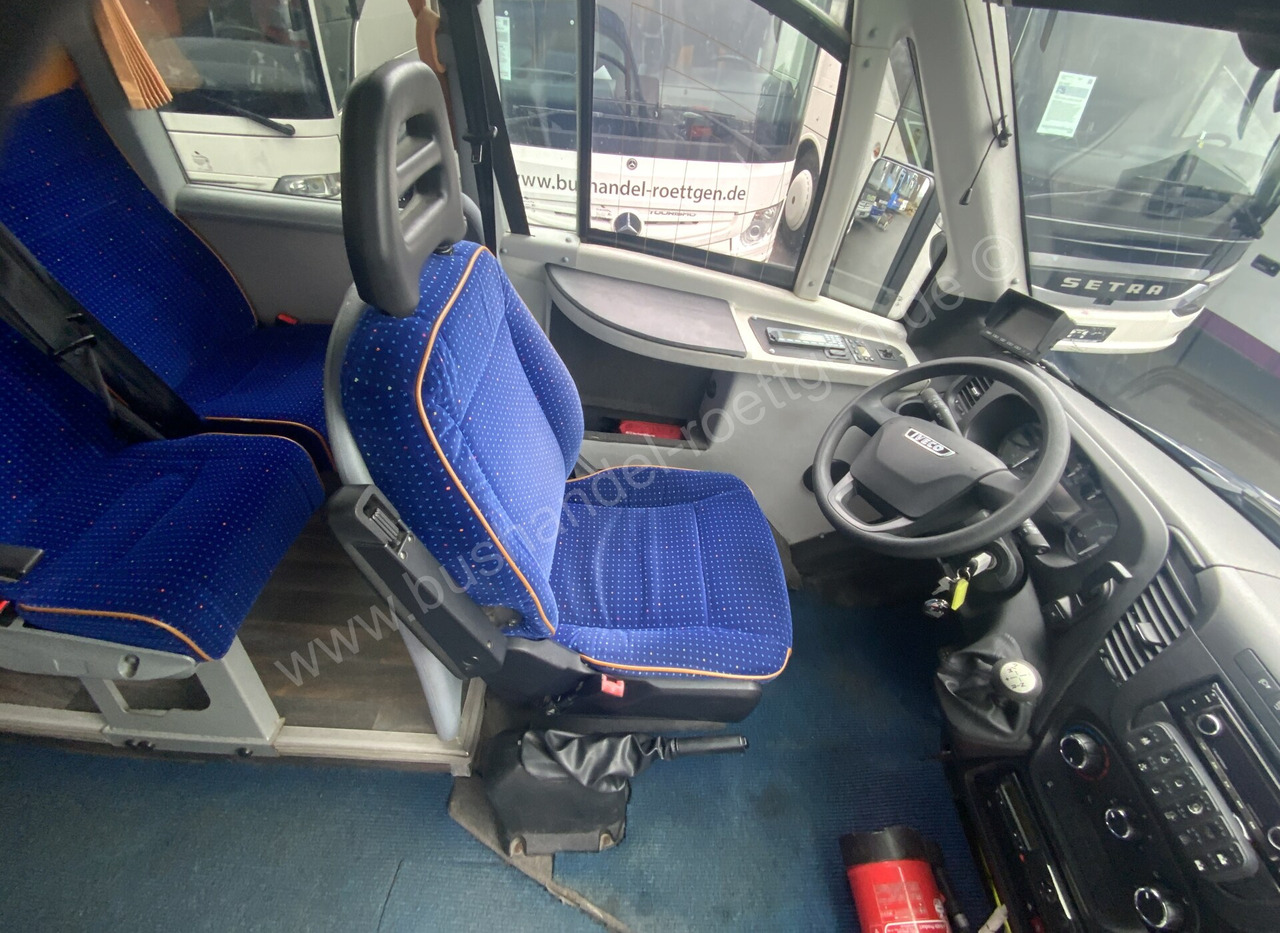 حافلة صغيرة, ميكروباص Iveco Irisbus 70C17: صورة 17