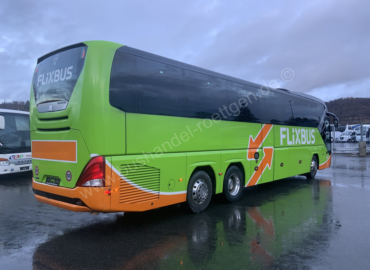 Neoplan Tourliner L - مركبة كوتش: صورة 4 Neoplan Tourliner L - مركبة كوتش: صورة 4