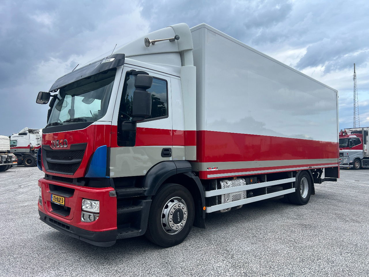 Iveco Stralis 310 AD, 19Ton, Euro 6 - شاحنة مقفلة: صورة 1 Iveco Stralis 310 AD, 19Ton, Euro 6 - شاحنة مقفلة: صورة 1