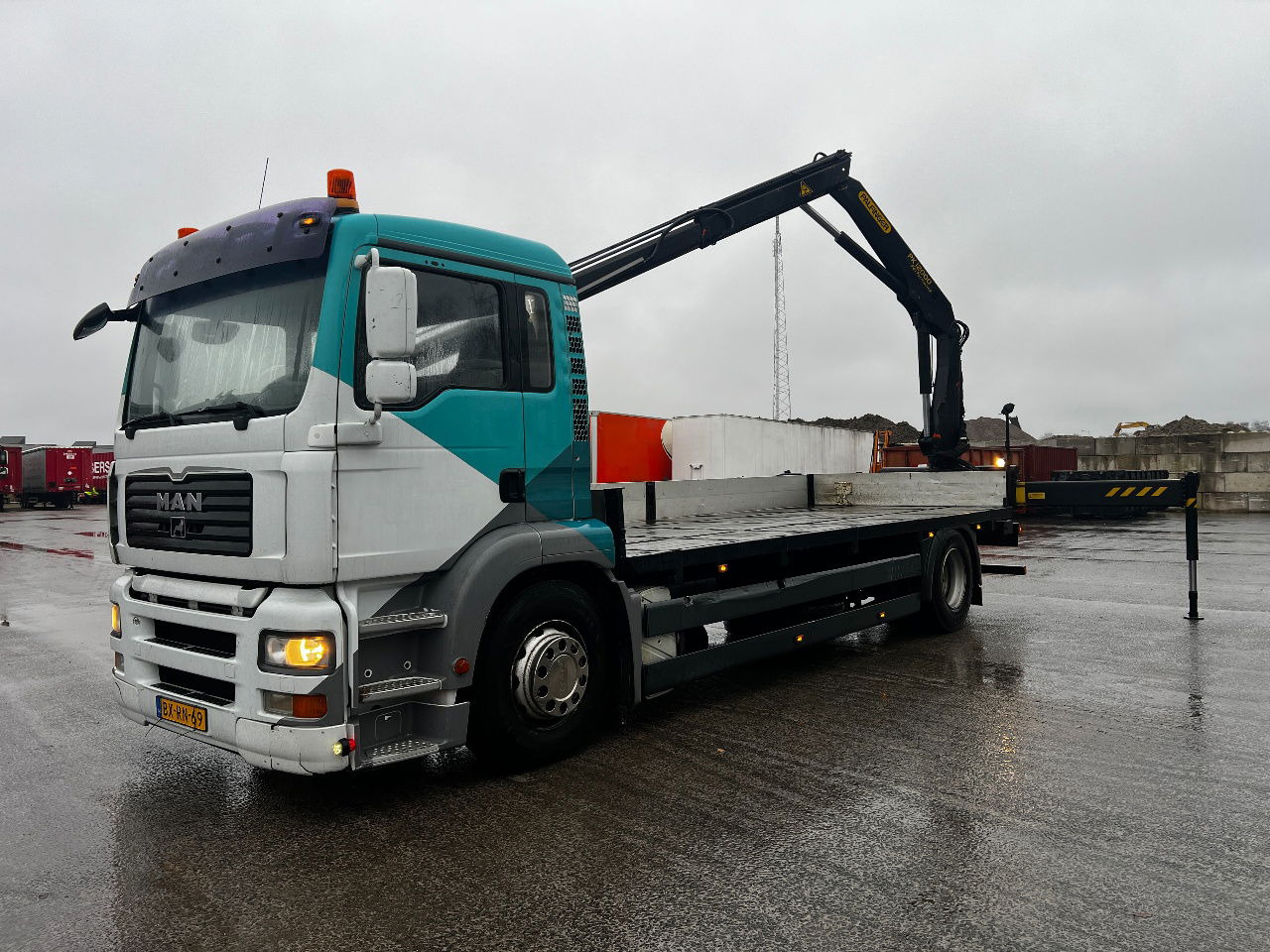 MAN TGA 18.310 met Palfinger PK12000 kraan - شاحنة كرين: صورة 1 MAN TGA 18.310 met Palfinger PK12000 kraan - شاحنة كرين: صورة 1