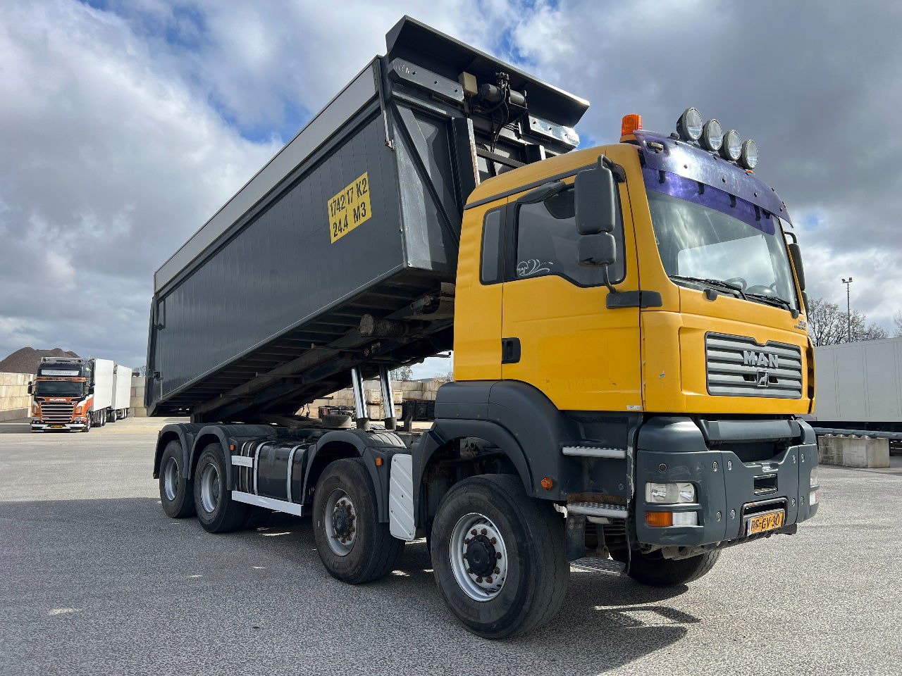 MAN TGA 41.430 TGA 39.430 8x8, full steel, Manual - شاحنة قلاب: صورة 4 MAN TGA 41.430 TGA 39.430 8x8, full steel, Manual - شاحنة قلاب: صورة 4