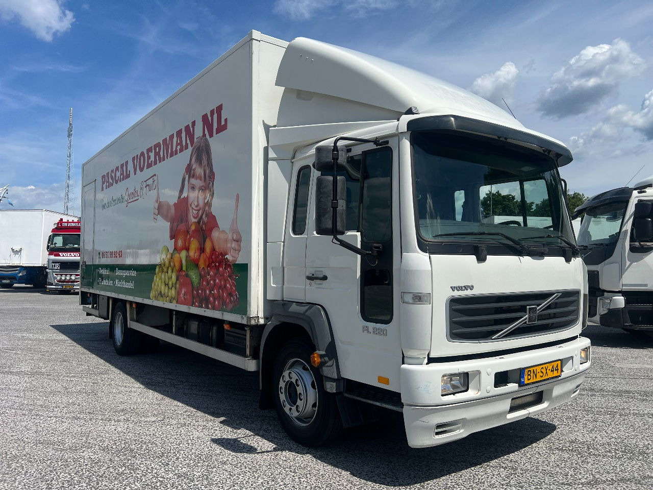 Volvo FL 612 220PK, Euro 3 - شاحنة مقفلة: صورة 2 Volvo FL 612 220PK, Euro 3 - شاحنة مقفلة: صورة 2