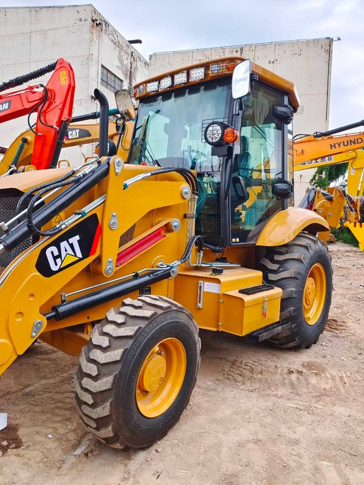 CAT 100% new caterpillar 420 F - جرافة حفار: صورة 1 CAT 100% new caterpillar 420 F - جرافة حفار: صورة 1