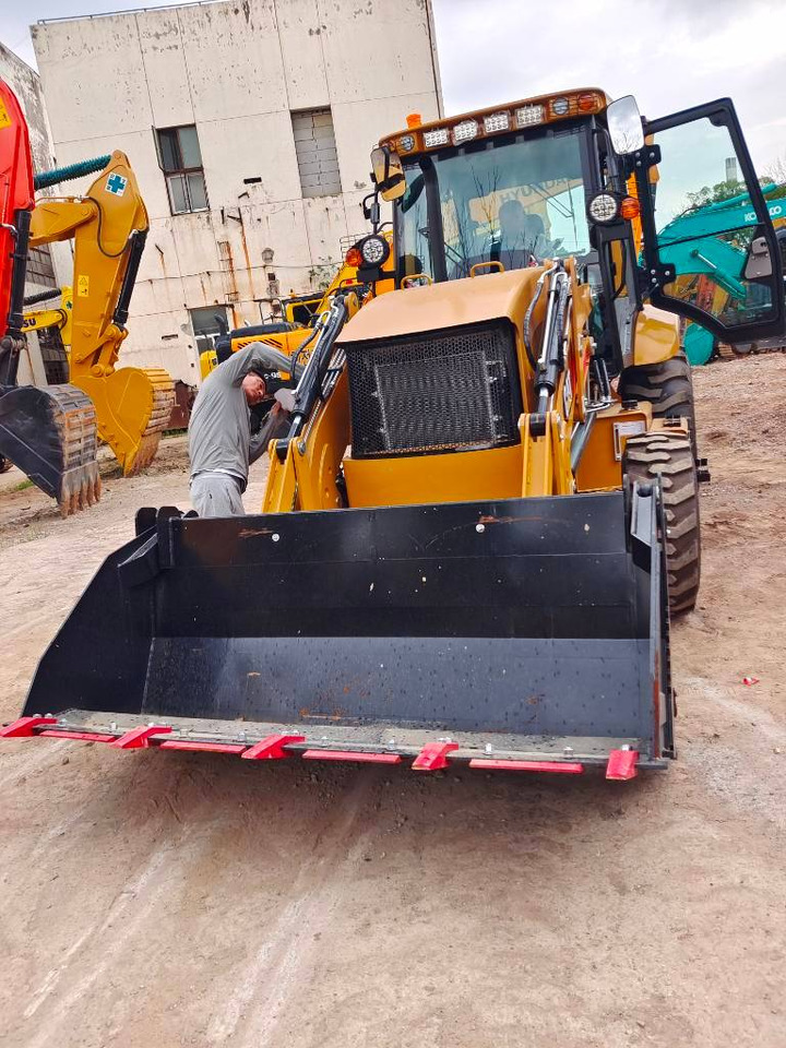 CAT 100% new caterpillar 420 F - جرافة حفار: صورة 5 CAT 100% new caterpillar 420 F - جرافة حفار: صورة 5