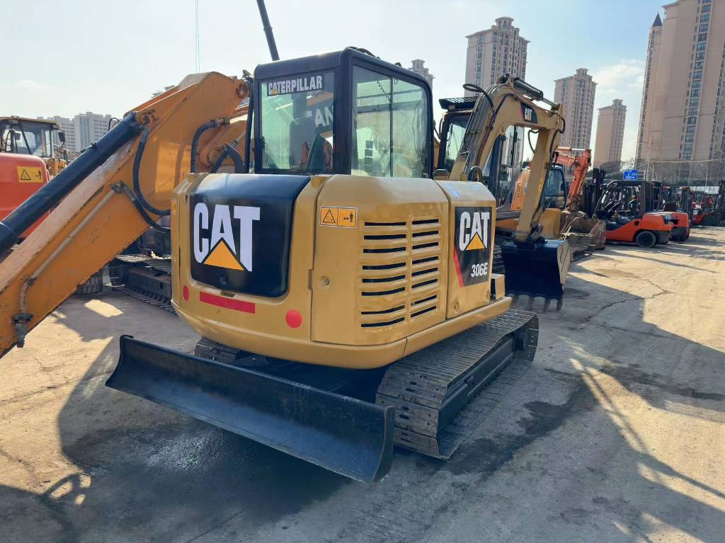 CAT 306E - حفارة مُصَّغرة: صورة 1 CAT 306E - حفارة مُصَّغرة: صورة 1