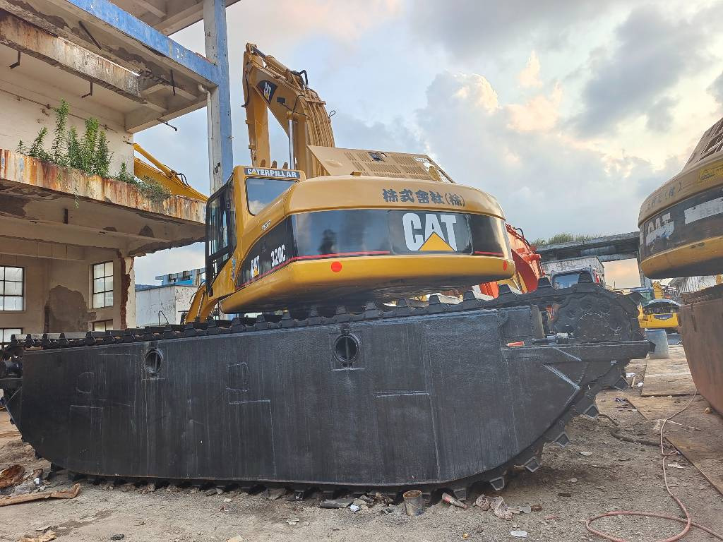 CAT 320 C - حفارة أفقية: صورة 3 CAT 320 C - حفارة أفقية: صورة 3