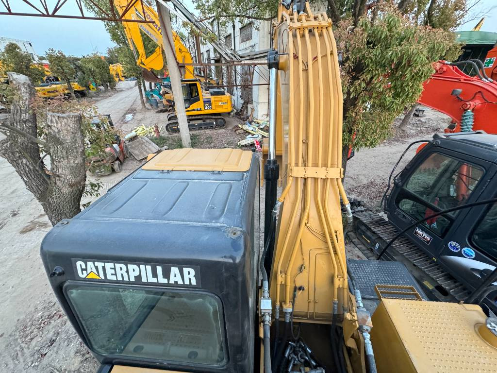 CAT 320 D Engine C7.1 - حفار زحاف: صورة 2 CAT 320 D Engine C7.1 - حفار زحاف: صورة 2