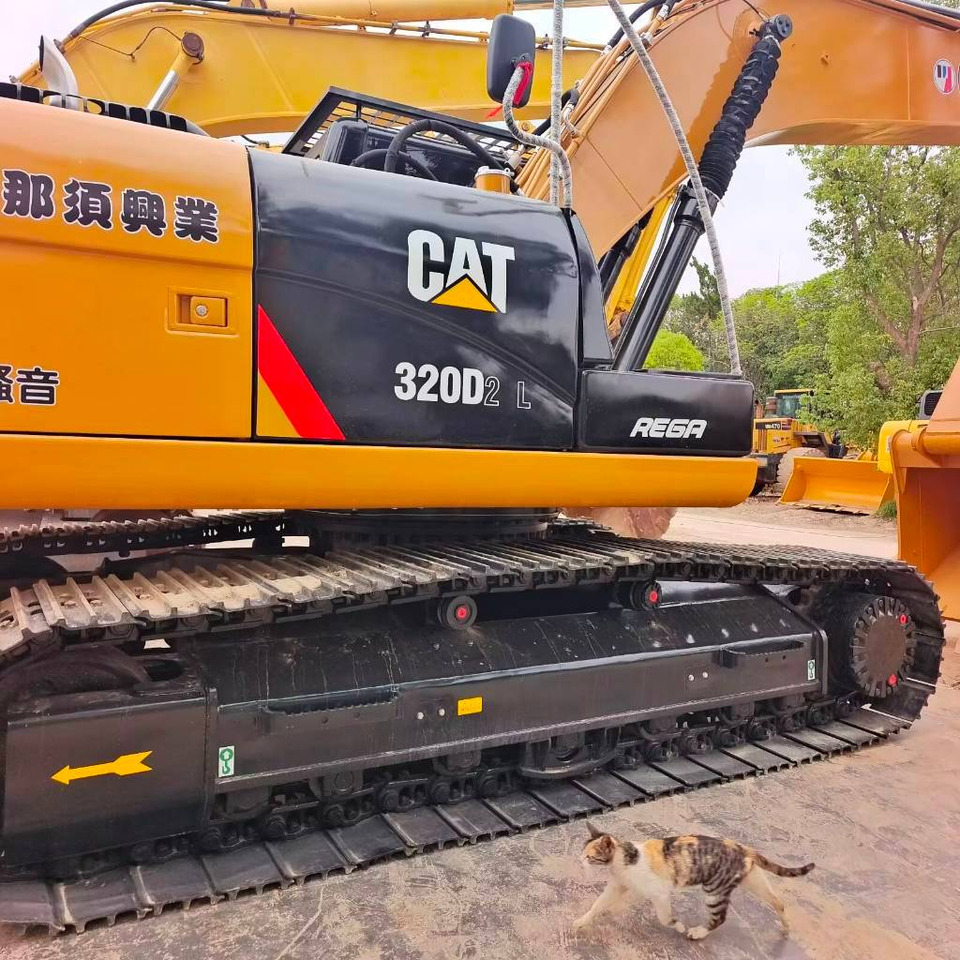 CAT 320 D2L - حفار زحاف: صورة 5 CAT 320 D2L - حفار زحاف: صورة 5