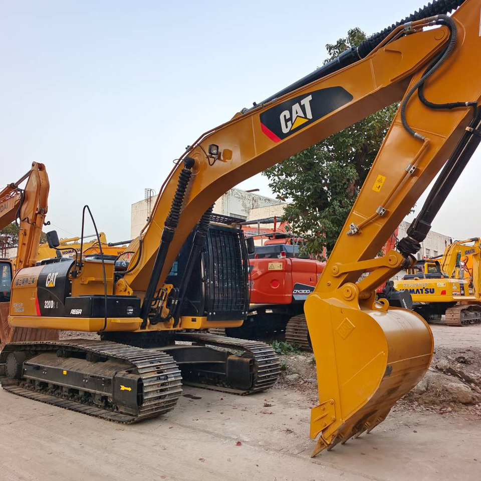 CAT 320D2L - حفار زحاف: صورة 1 CAT 320D2L - حفار زحاف: صورة 1