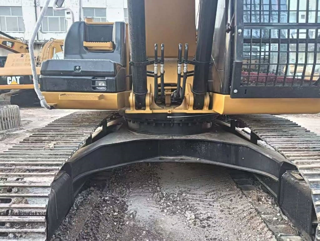 CAT 324 D2L - حفار زحاف: صورة 5 CAT 324 D2L - حفار زحاف: صورة 5