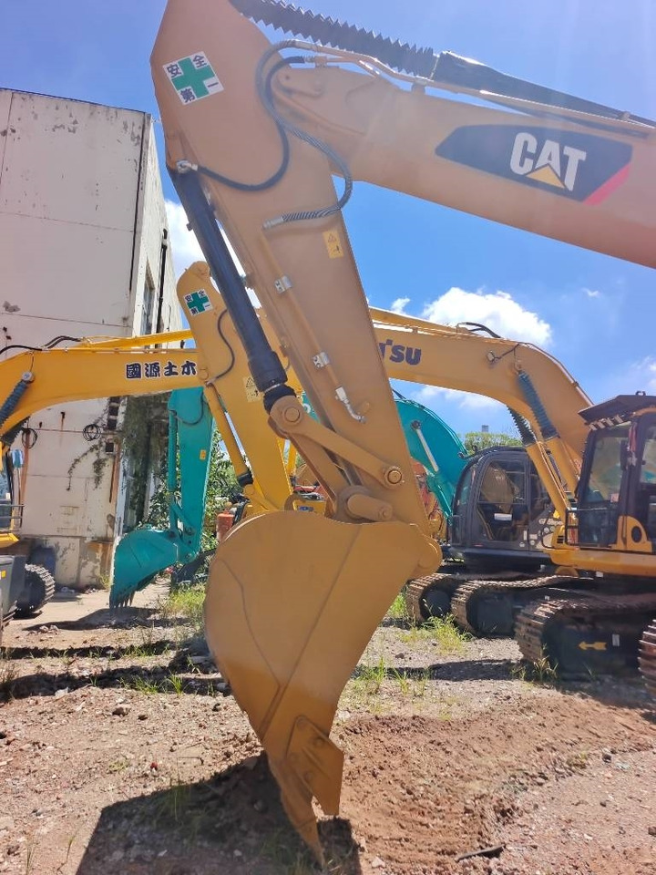 حفار زحاف CAT 324 D: صورة 28 حفار زحاف CAT 324 D: صورة 28