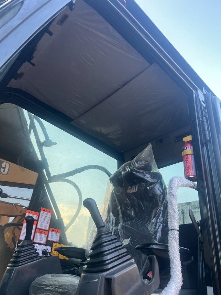 حفار زحاف CAT 324 D: صورة 12 حفار زحاف CAT 324 D: صورة 12