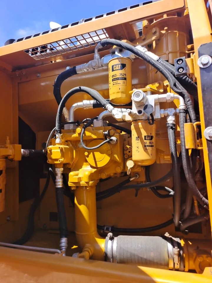 حفار زحاف CAT 324 D: صورة 41 حفار زحاف CAT 324 D: صورة 41