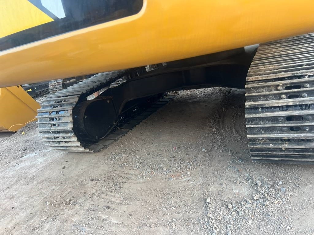 حفار زحاف CAT 324 D: صورة 6 حفار زحاف CAT 324 D: صورة 6