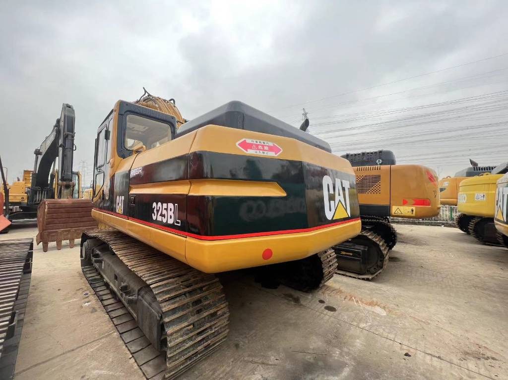 CAT 325 B L - حفار زحاف: صورة 2 CAT 325 B L - حفار زحاف: صورة 2