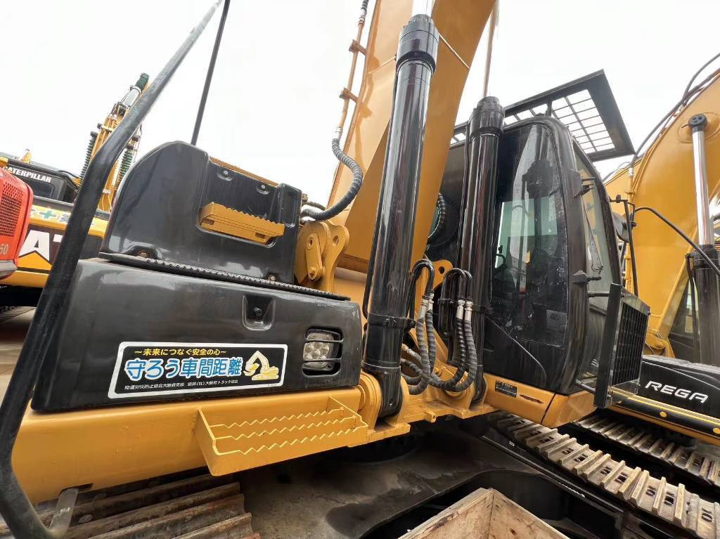 CAT 325 C - حفار زحاف: صورة 2 CAT 325 C - حفار زحاف: صورة 2