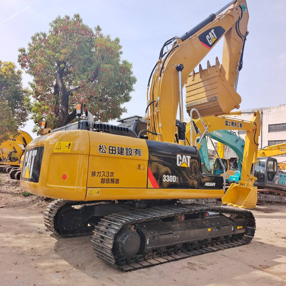 حفار زحاف CAT 330 D2L: صورة 1