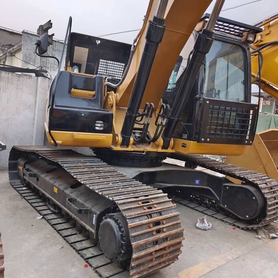 CAT 330 D - حفار زحاف: صورة 1 CAT 330 D - حفار زحاف: صورة 1