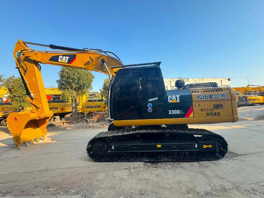 CAT 330D2L - حفار زحاف: صورة 1 CAT 330D2L - حفار زحاف: صورة 1