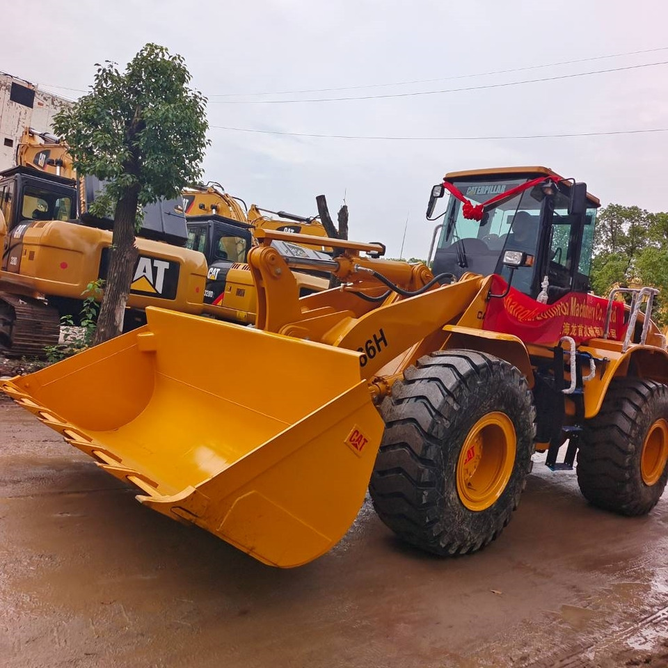 CAT 966 H - حفار زحاف: صورة 2 CAT 966 H - حفار زحاف: صورة 2
