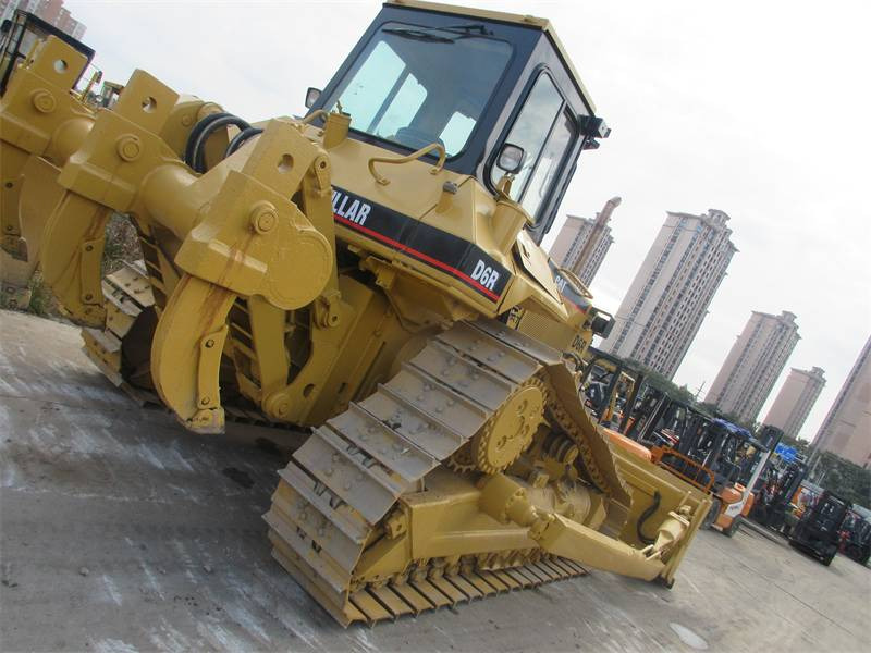 CAT D 6 R - ممهدة: صورة 2 CAT D 6 R - ممهدة: صورة 2