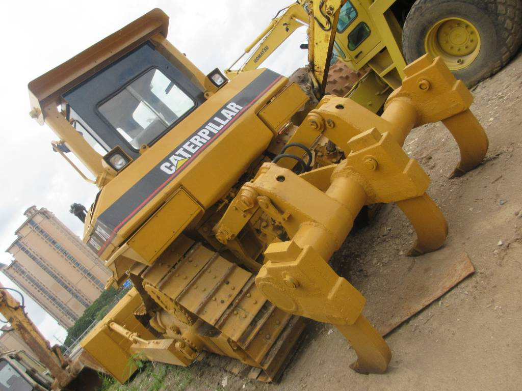 CAT D 7 H - جرافة: صورة 1 CAT D 7 H - جرافة: صورة 1