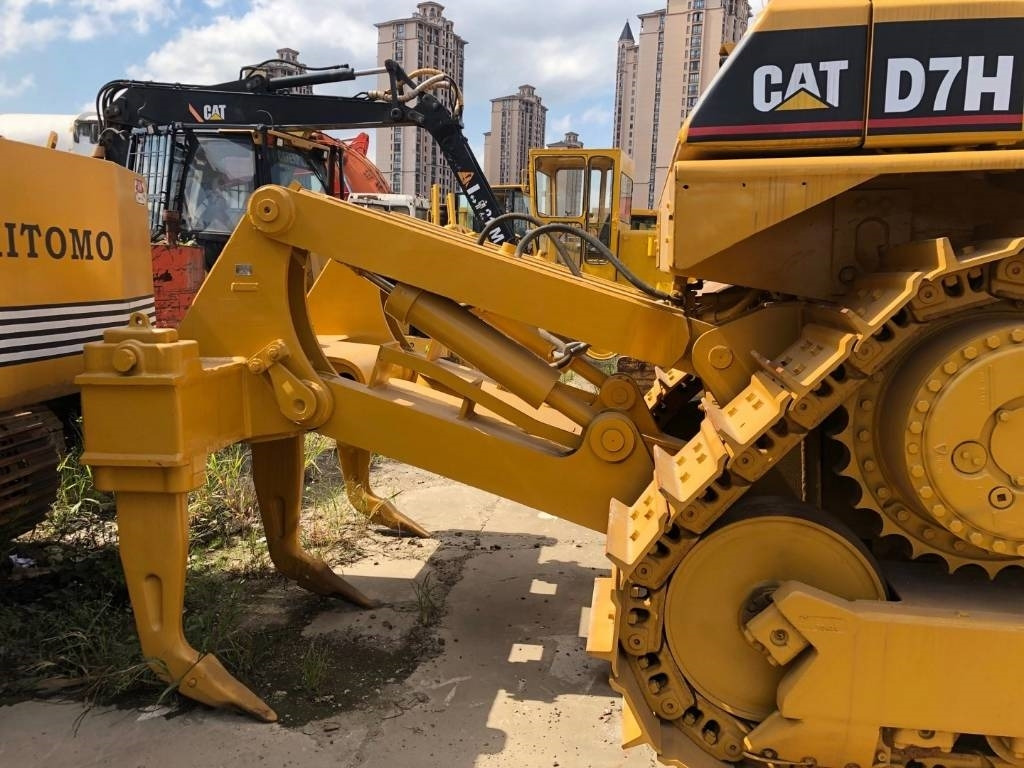 CAT D 7 H - جرافة: صورة 3 CAT D 7 H - جرافة: صورة 3