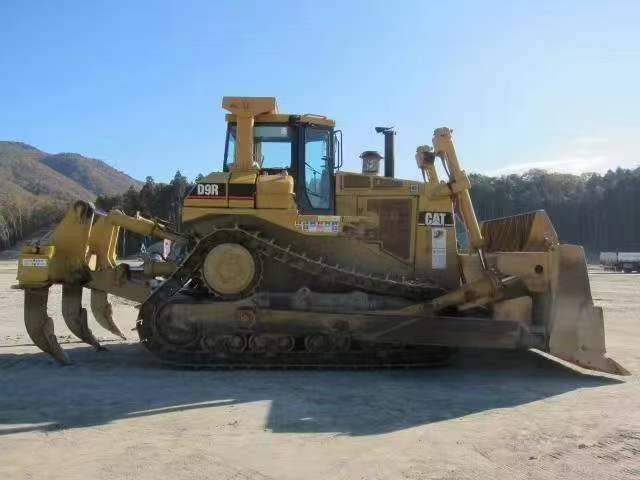 جرافة CAT D 9 R: صورة 1