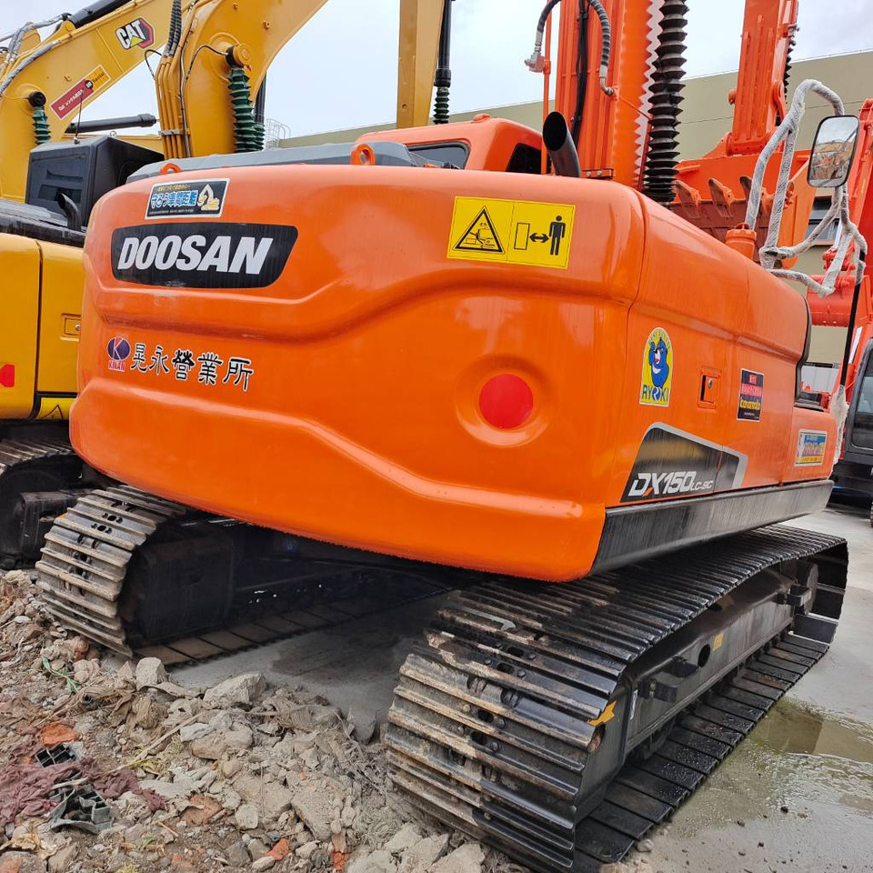 Doosan DX 150 LC - حفار زحاف: صورة 2 Doosan DX 150 LC - حفار زحاف: صورة 2